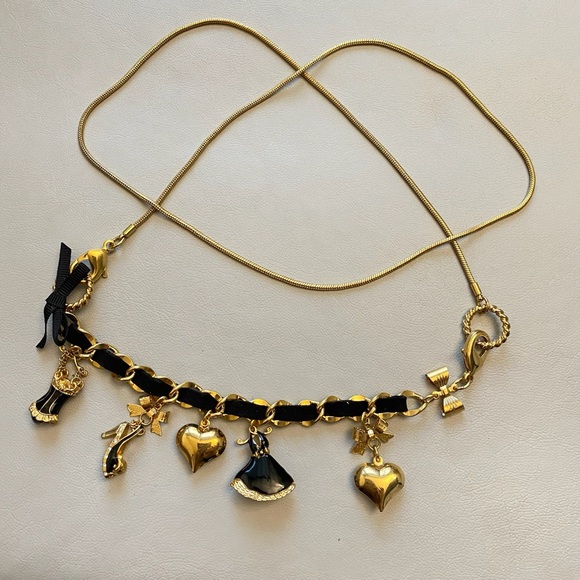 Betsey Johnson Gold Tone Black Multi Charms Necklace NWOT - Picture 13 of 13